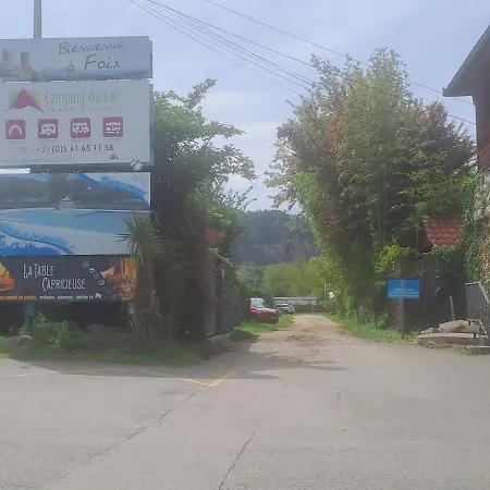 Kamp alanı Chalet Pour 5 Personnes Equipe Sur Emplacement Privatif Dans Camping 4 Etoiles Appartenant Et Gere Par Un Particulier
