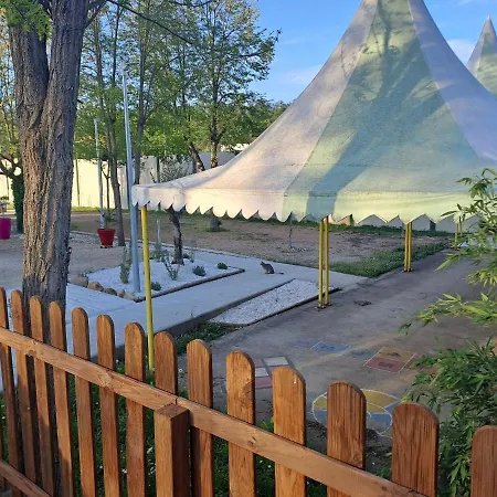 Chalet Privé: Camping 4 étoiles Pour 5 Personnes *