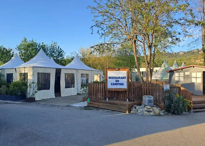 Chalet Pour 5 Personnes Equipe Sur Emplacement Privatif Dans Camping 4 Etoiles Appartenant Et Gere Par Un Particulier Фуа