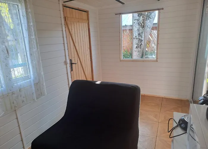 Кемпинг Chalet Pour 5 Personnes Equipe Sur Emplacement Privatif Dans Camping 4 Etoiles Appartenant Et Gere Par Un Particulier